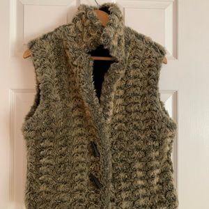 Boutique vest by Fjall…..reversible….EUC